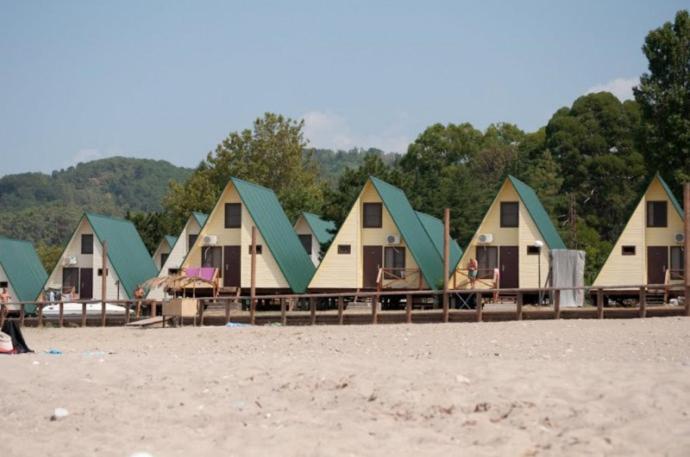 Kyalasur Hotel Sukhumi Bagian luar foto