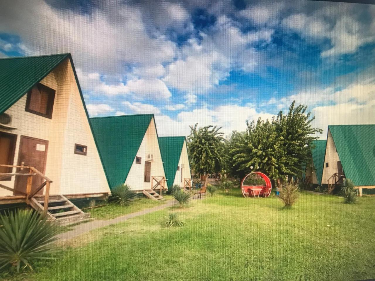 Kyalasur Hotel Sukhumi Bagian luar foto