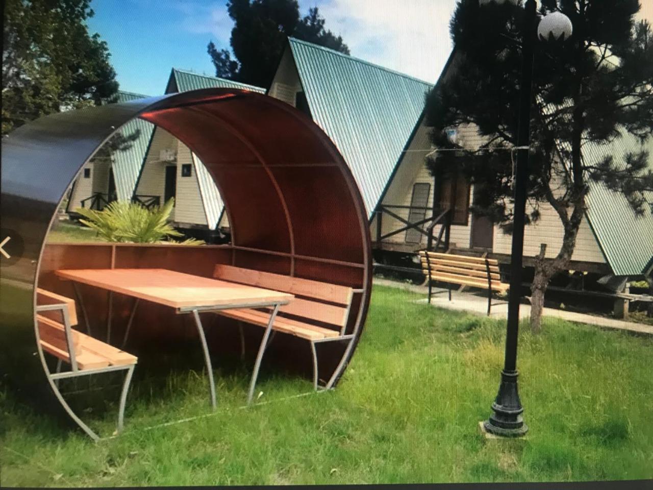 Kyalasur Hotel Sukhumi Bagian luar foto